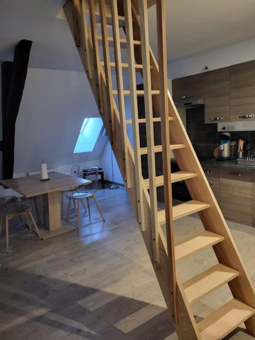 Au Coeur Du Val D'Argent Duplex Atypique A Sainte-Marie-Aux-Mines Apartment Luaran gambar